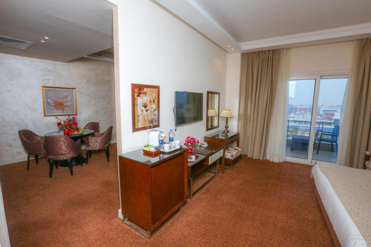 Hotel Tolip El Narges à Le Caire Extérieur photo Suite