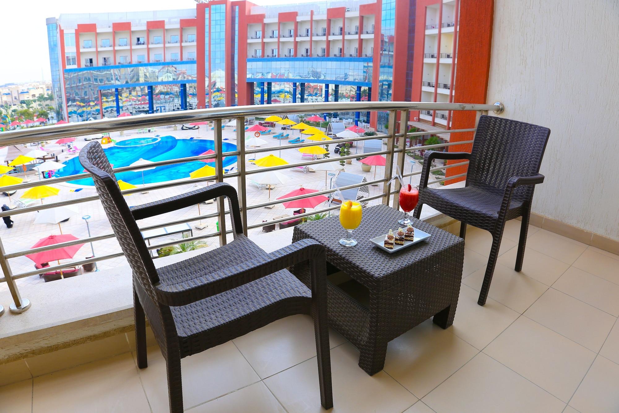 Hotel Tolip El Narges à Le Caire Extérieur photo A balcony