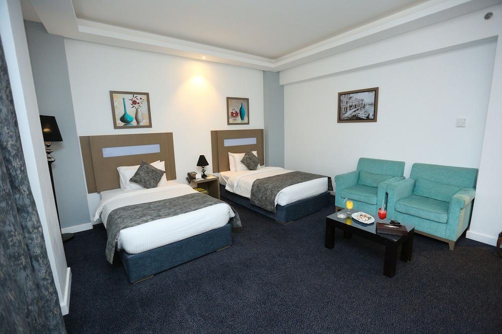 Hotel Tolip El Narges à Le Caire Extérieur photo Deluxe Room