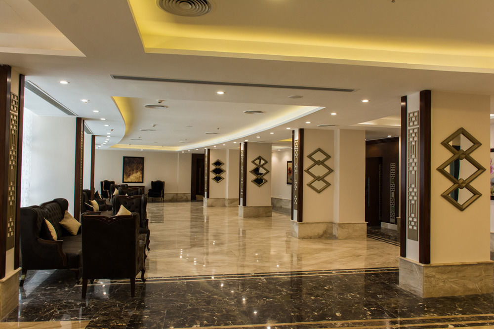 Hotel Tolip El Narges à Le Caire Extérieur photo The lobby of the hotel