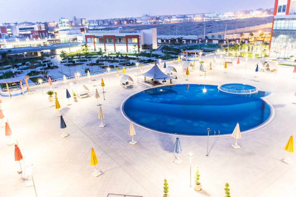 Hotel Tolip El Narges à Le Caire Extérieur photo The Village Outlet Mall